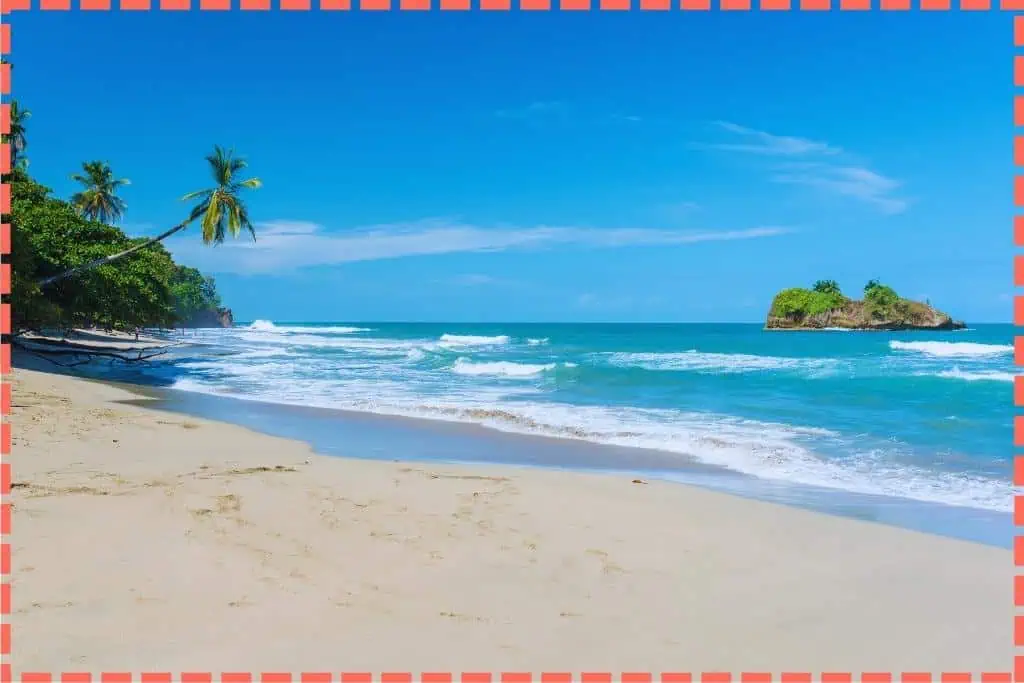 Playa Cocles en el hermoso Caribe Sur de Costa Rica.