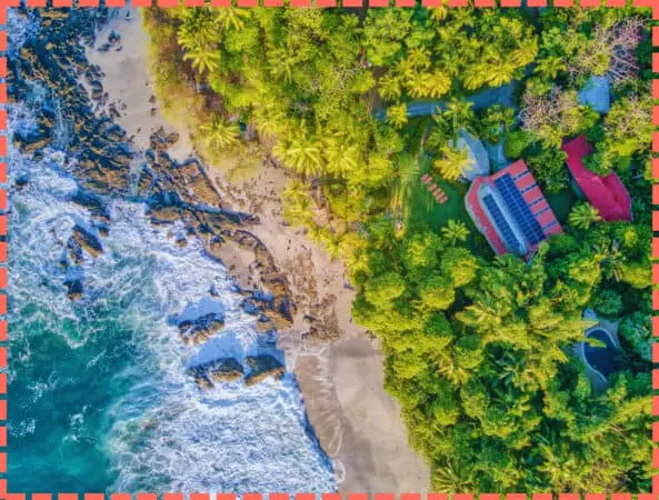 Foto aérea del Hotel Westin en playa Conchal de Guanacaste Costa Rica.