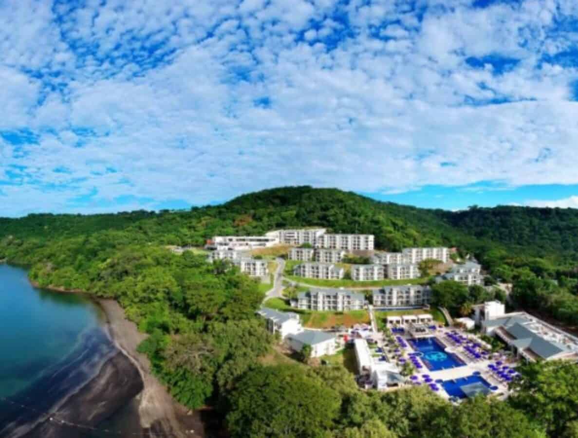 Vidta Aerea del hotel Planet Hallywood papagayo, Guanacaste, Costa Rica.