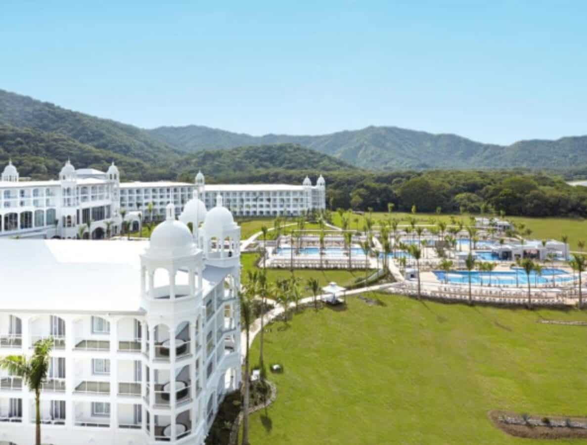 Vista exterior hotel Riu Palace.